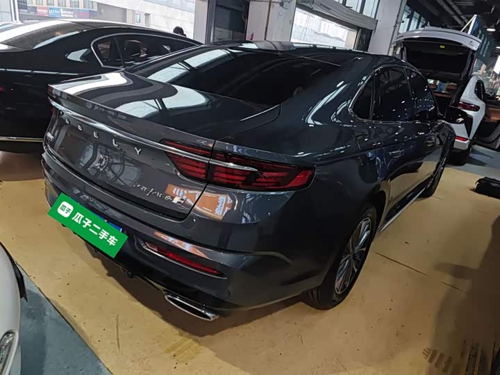 Фото 7 - Geely Preface