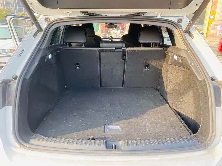 Фото 9 - Audi Q4 e-tron