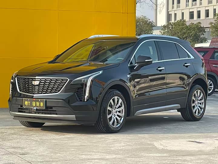 Фото 1 - Cadillac XT4