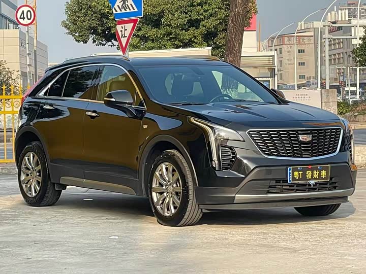 Фото 3 - Cadillac XT4