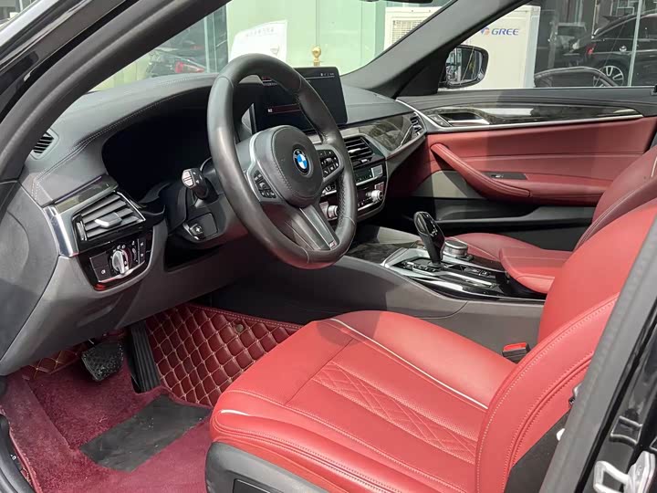 Фото 4 - BMW 5 Series