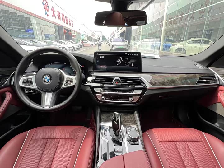 Фото 5 - BMW 5 Series