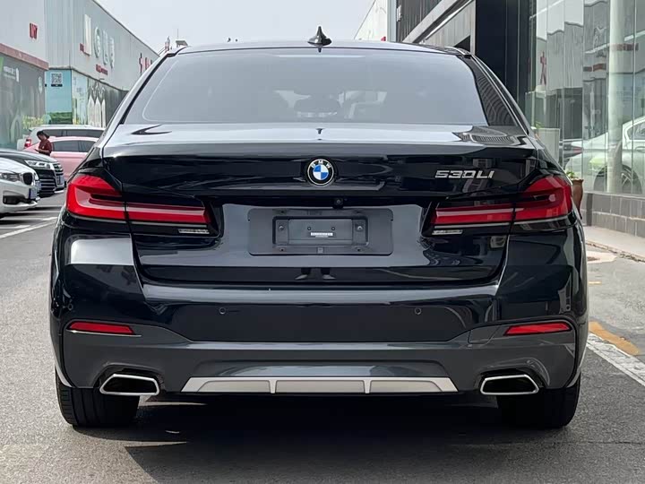 Фото 8 - BMW 5 Series