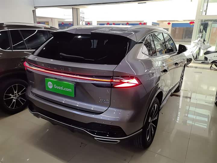 Фото 7 - Roewe RX5