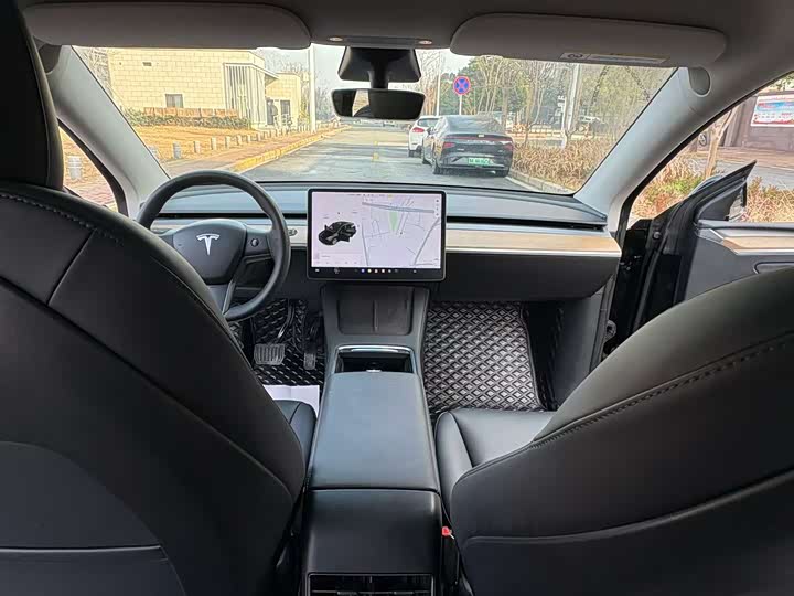 Фото 5 - Tesla Model Y