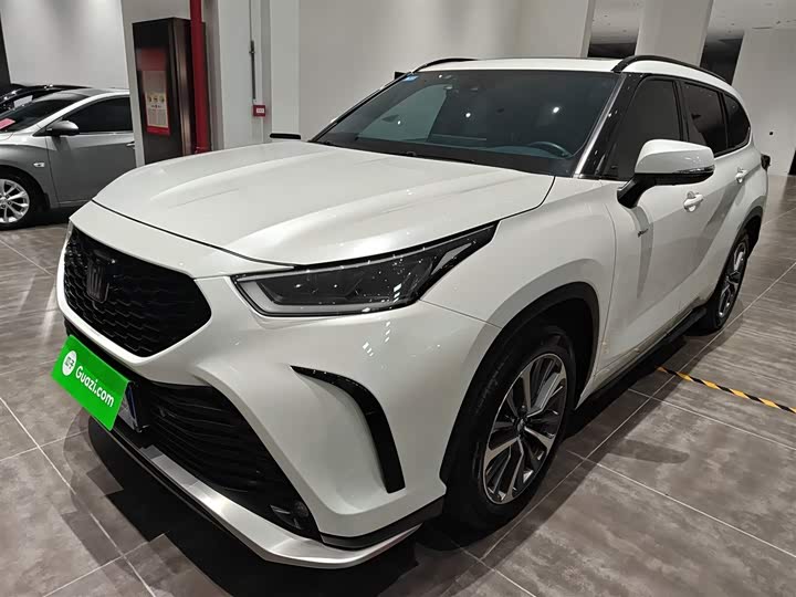 Фото 2 - Toyota Crown Kluger