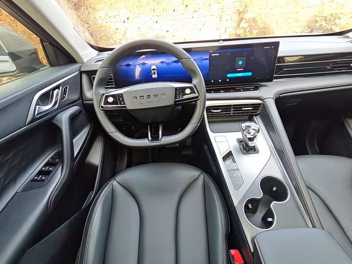 Фото 5 - Roewe RX5