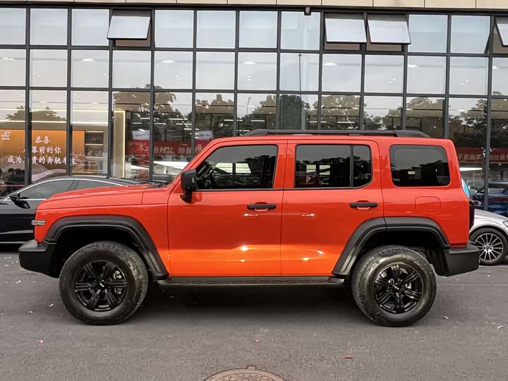 Фото 9 - Tank 300