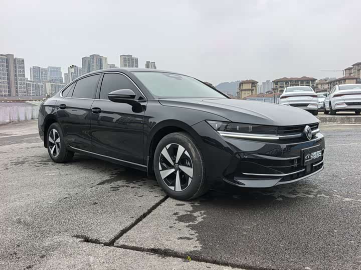 Фото 3 - Volkswagen Magotan