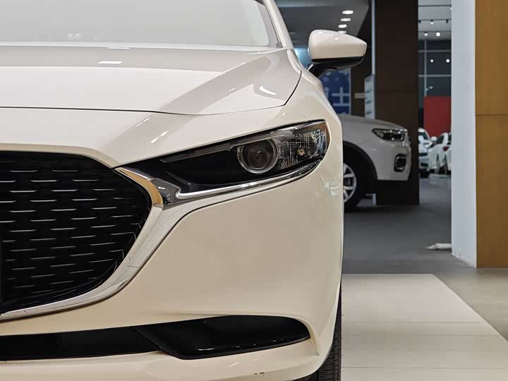 Фото 2 - Mazda 3 (Axela)