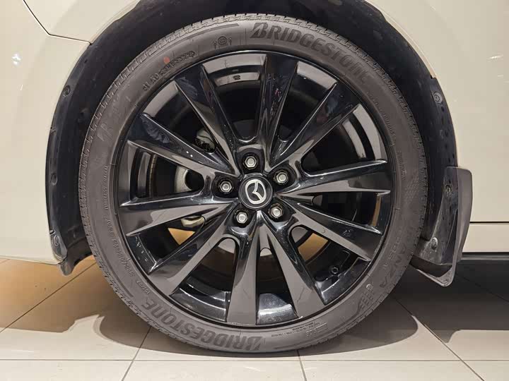 Фото 5 - Mazda 3 (Axela)