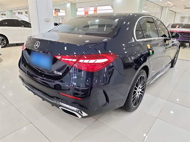 Фото 7 - Mercedes-Benz C-Class