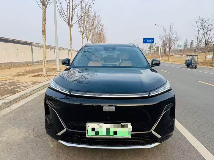 Фото 2 - Geely Galaxy Starship 7