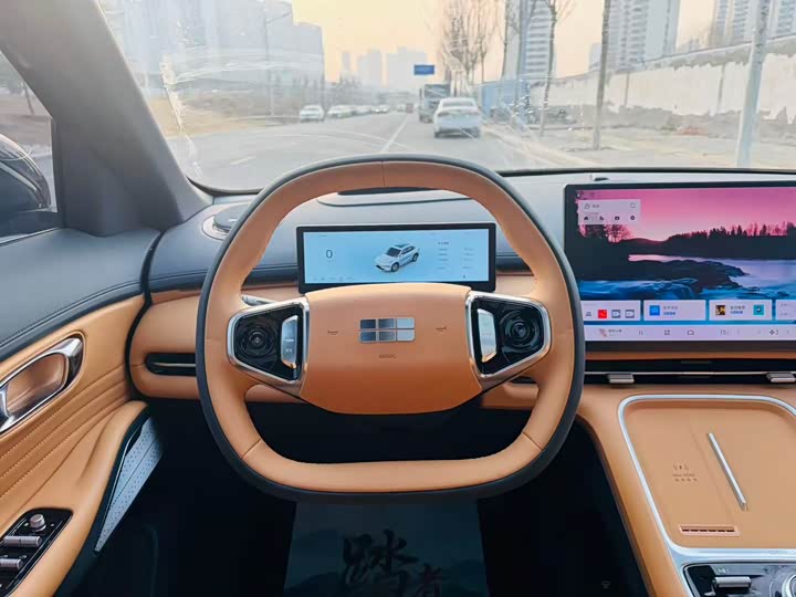 Фото 7 - Geely Galaxy Starship 7