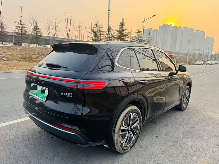 Фото 8 - Geely Galaxy Starship 7