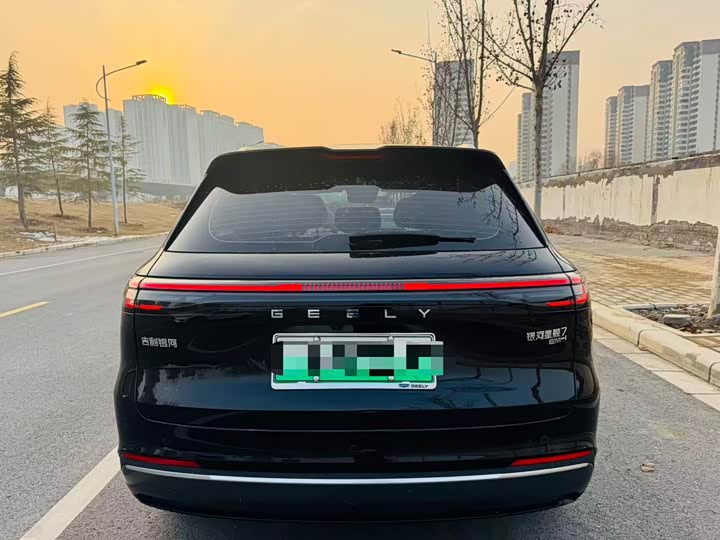 Фото 9 - Geely Galaxy Starship 7