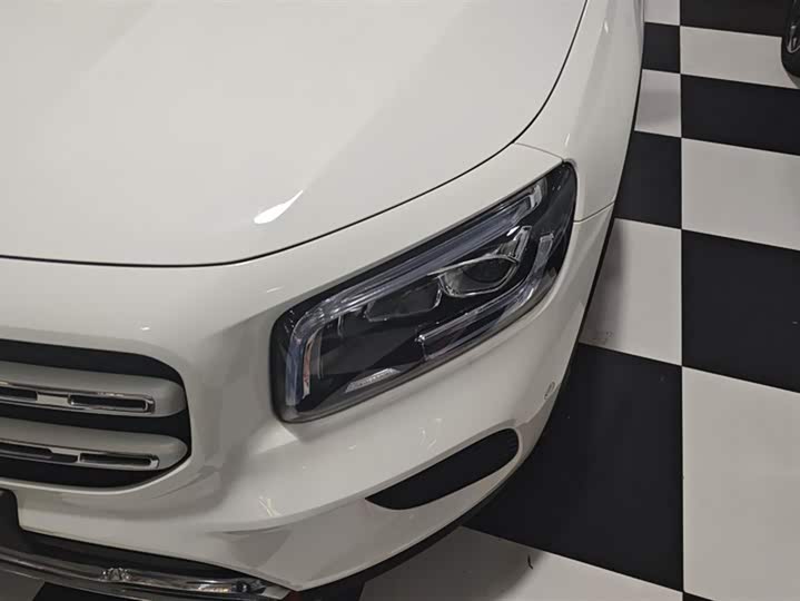 Фото 5 - Mercedes-Benz GLB-Class