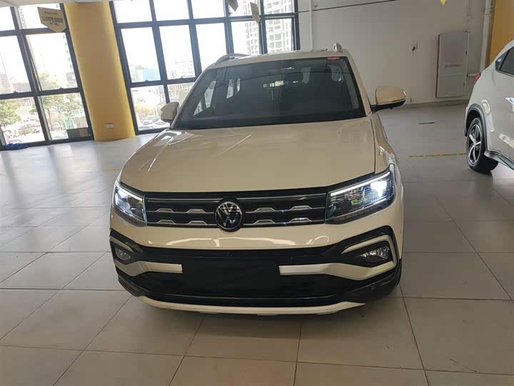 Фото 3 - Volkswagen T-Cross