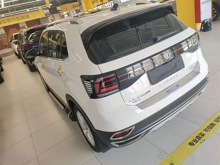 Фото 5 - Volkswagen T-Cross