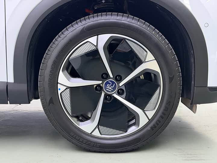 Фото 5 - BYD Yuan Plus