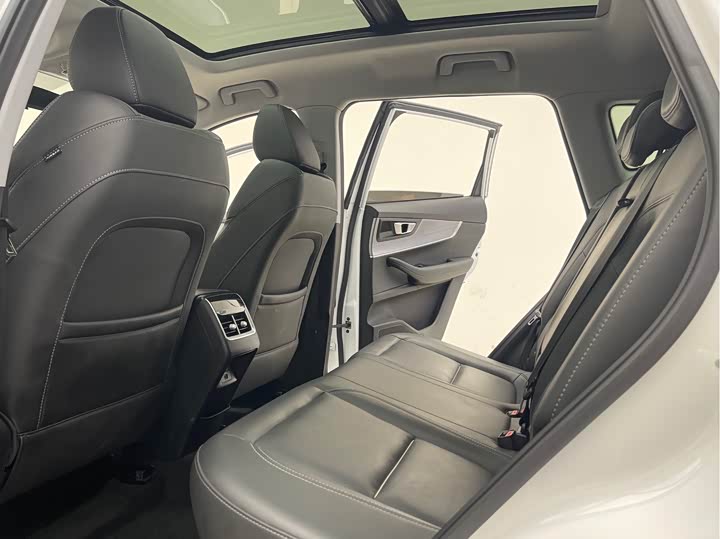 Фото 9 - Chery Tiggo 7 Plus