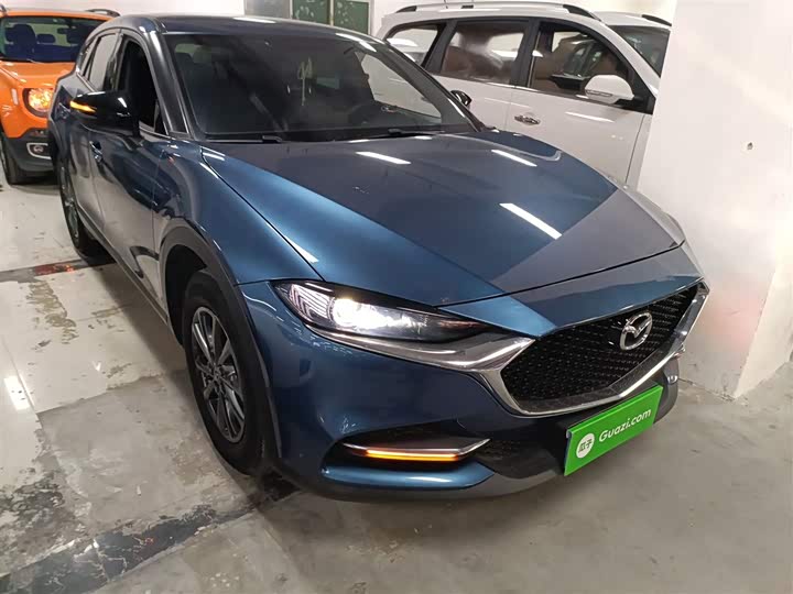 Фото 4 - Mazda CX-4