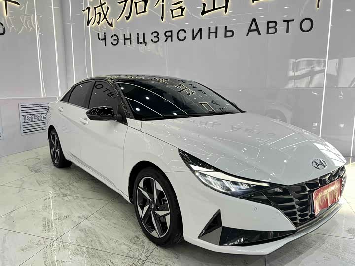 Фото 4 - Hyundai Elantra N line