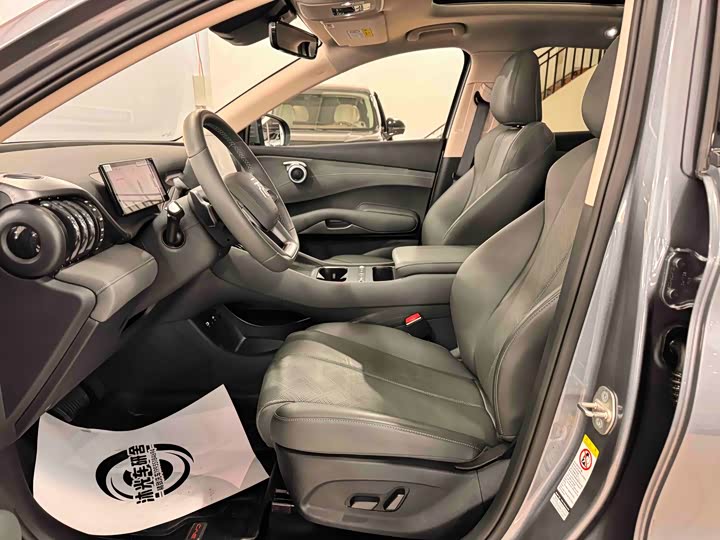 Фото 8 - BYD Yuan Plus