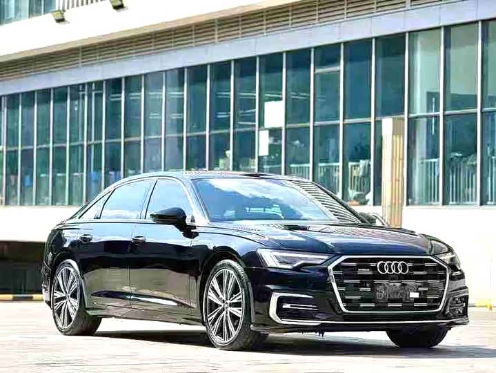 Фото 3 - Audi A6L