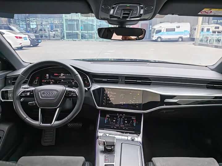 Фото 6 - Audi A6L