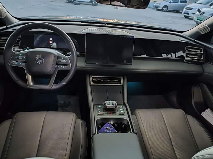 Фото 3 - BYD Qin L