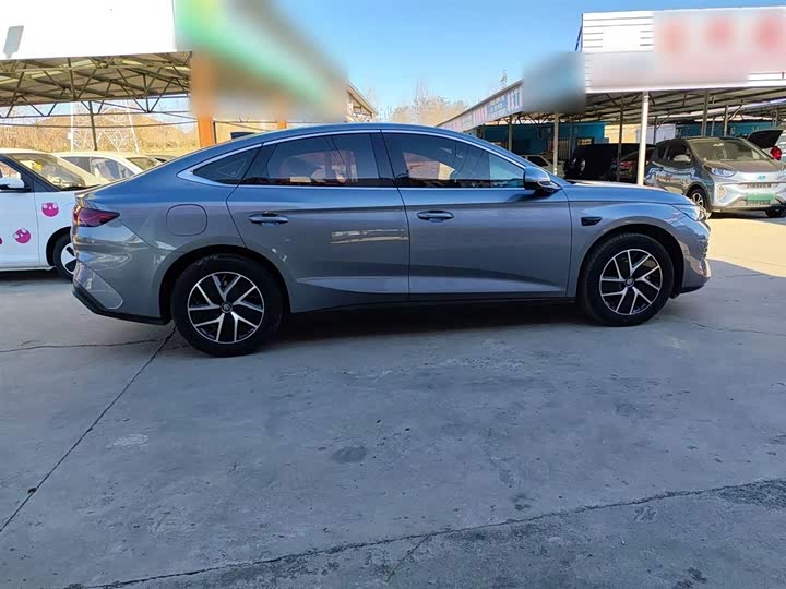 Фото 7 - BYD Qin L