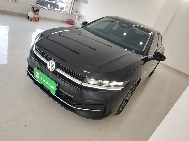 Фото 1 - Volkswagen Magotan