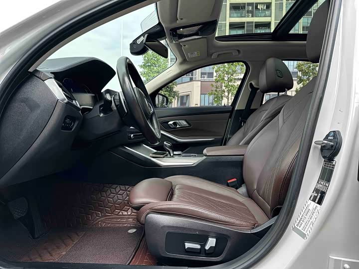 Фото 5 - BMW 3 Series