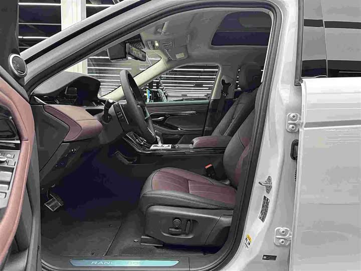 Фото 6 - Land Rover Range Rover Evoque L