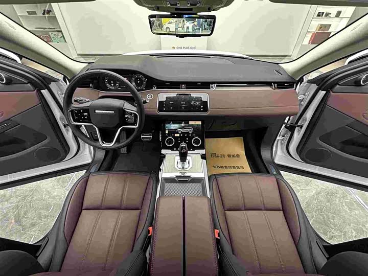 Фото 8 - Land Rover Range Rover Evoque L