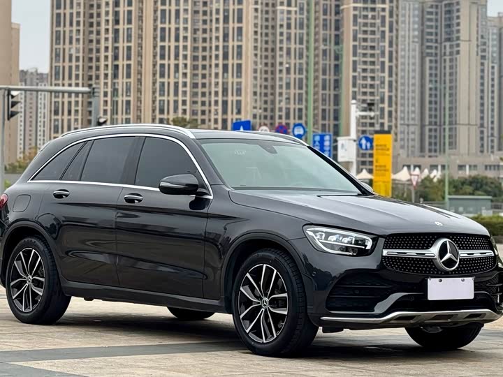 Photo 3 - Mercedes-Benz GLC-Class