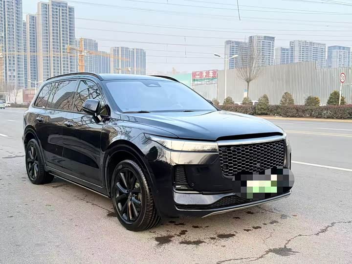 Фото 3 - LiXiang One