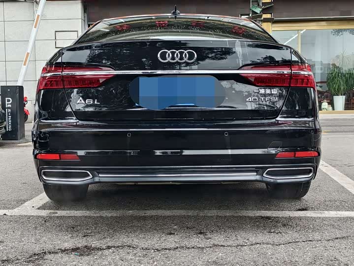 Фото 9 - Audi A6L