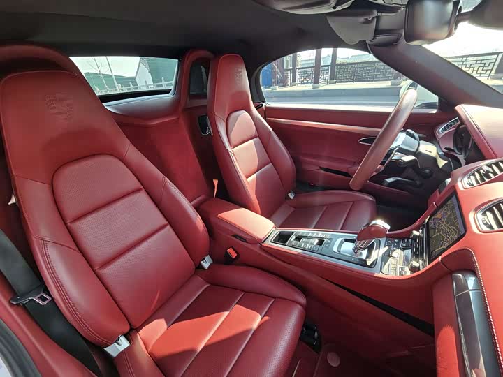 Фото 8 - Porsche 718