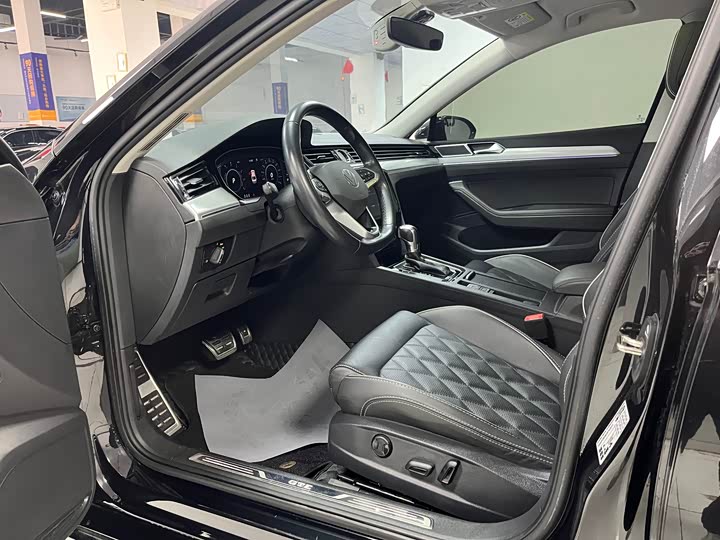 Фото 5 - Volkswagen Magotan GTE Hybrid