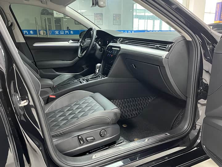 Фото 6 - Volkswagen Magotan GTE Hybrid