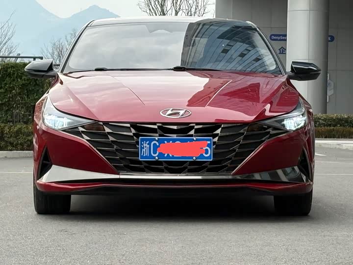 Фото 2 - Hyundai Elantra N line