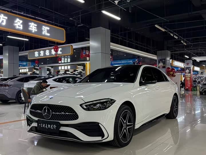 Фото 1 - Mercedes-Benz C-Class