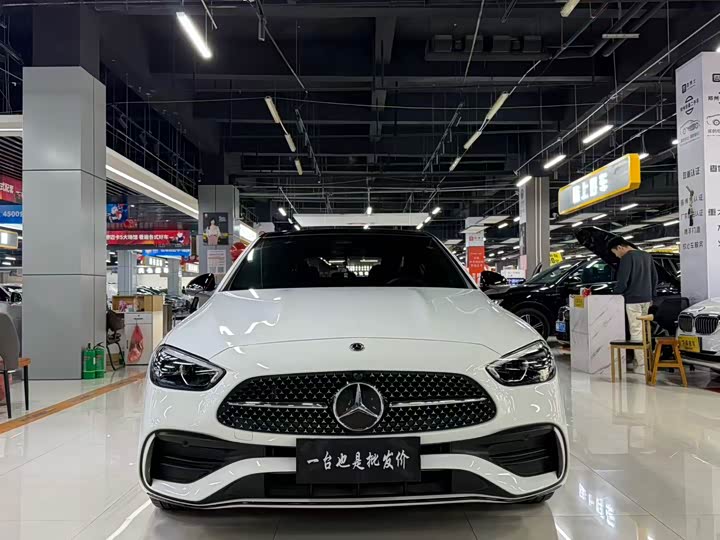 Фото 2 - Mercedes-Benz C-Class