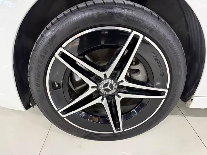 Фото 5 - Mercedes-Benz C-Class