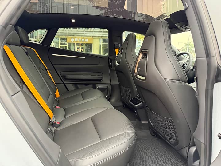 Фото 9 - Polestar 4