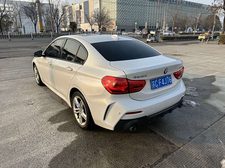Фото 3 - BMW 1 Series