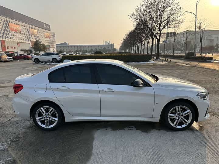 Фото 6 - BMW 1 Series