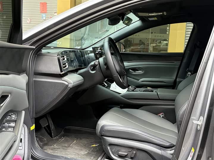 Фото 4 - BYD Qin L